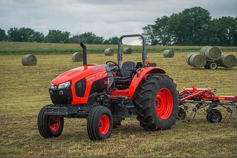 Японські міні трактори: маленькі, але могутні