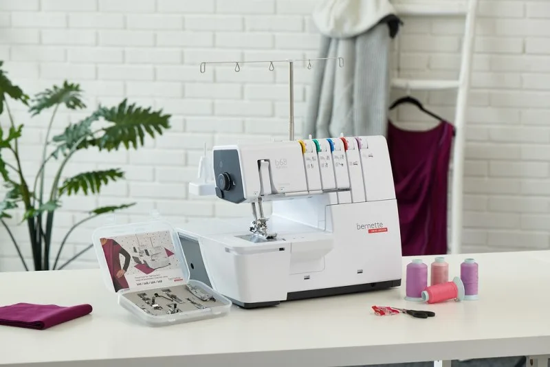 На что обратить внимание при покупке оверлока?