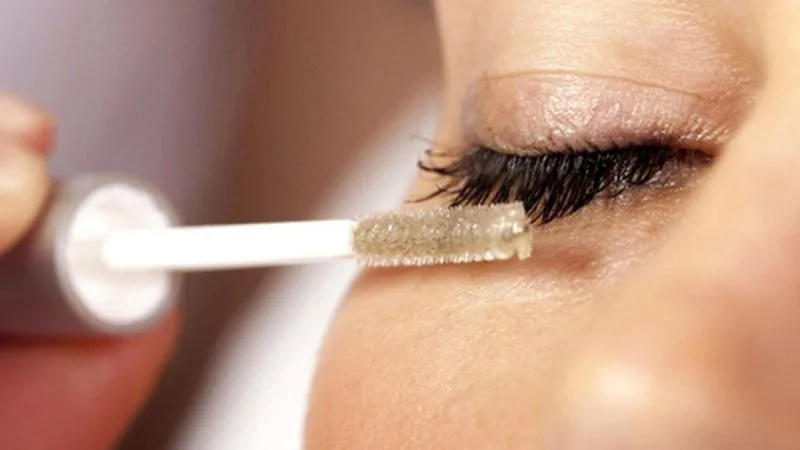 як доглядати за нарощеними віями