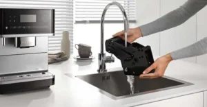 Как правильно чистить кофемашину