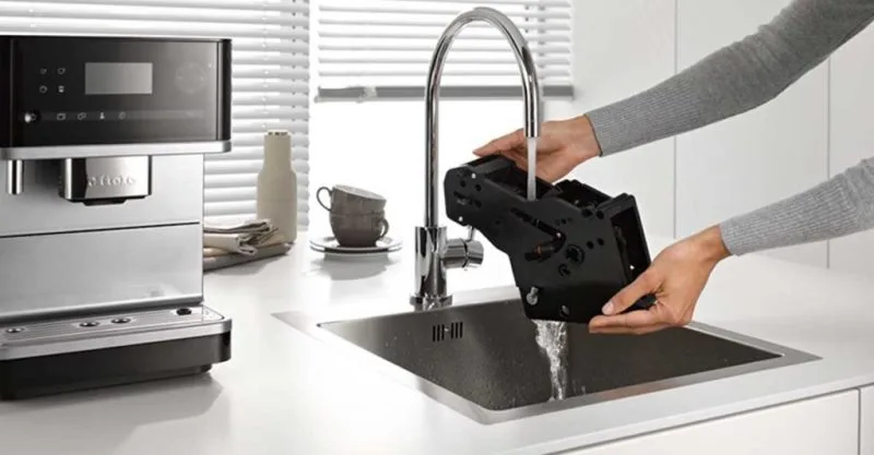 Как правильно чистить кофемашину