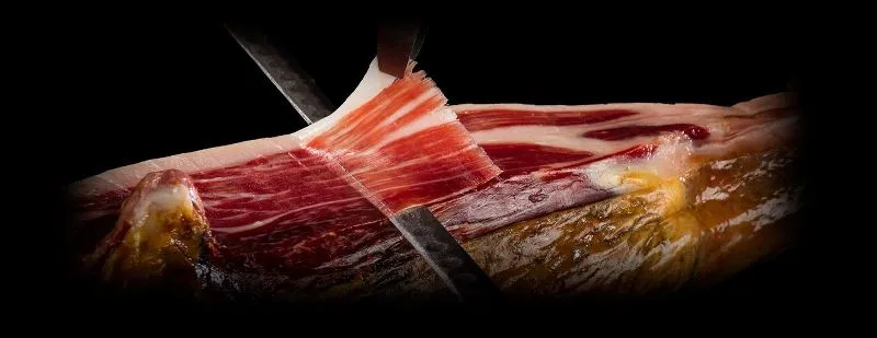 Цілий окіст або нарізка хамону